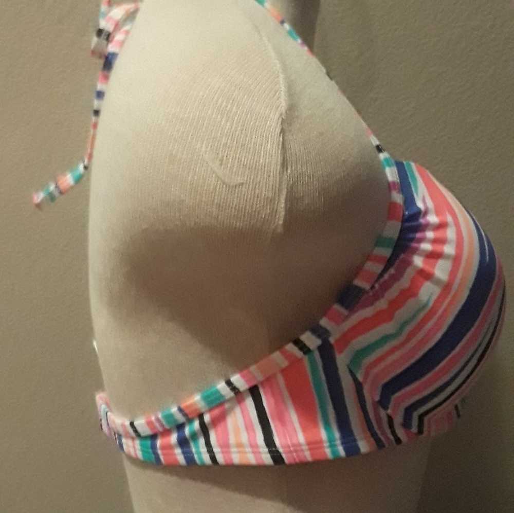 Bathing suit - Picture 3 of 6